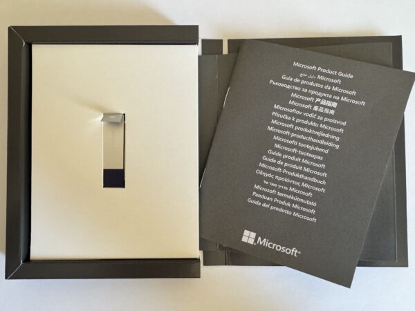 Windows 10 Професійна 32/64-bit на 1ПК (коробкова версія, носій USB 3.0, українська мова) (HAV-00102) Б/В - Зображення 4